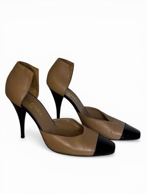 Chanel Cap Toe Pumps – Beige/Black Leather – Size 38